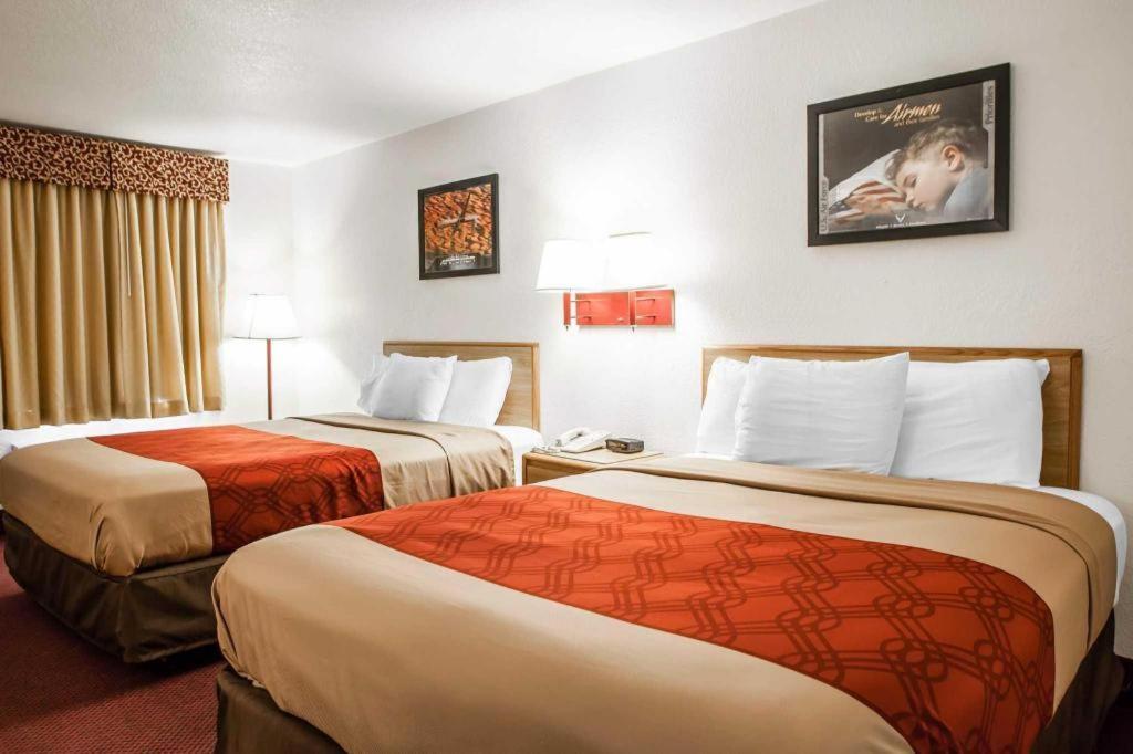 Econo Lodge Truman Inn Sedalia Dış mekan fotoğraf