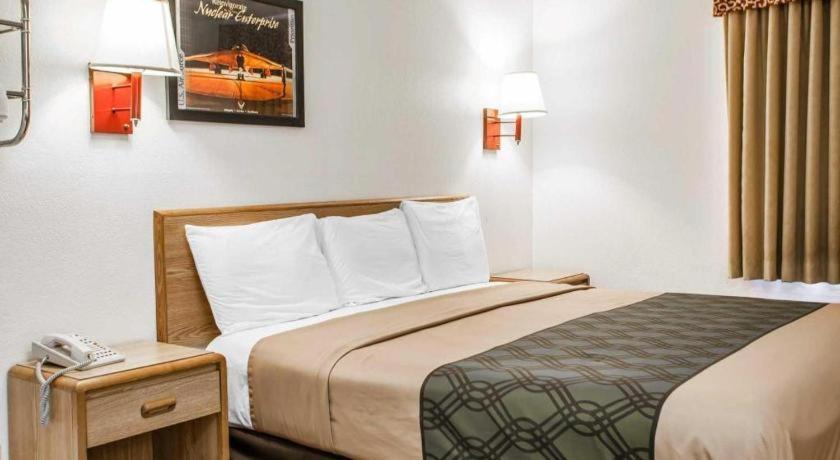 Econo Lodge Truman Inn Sedalia Dış mekan fotoğraf