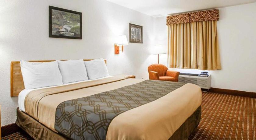 Econo Lodge Truman Inn Sedalia Dış mekan fotoğraf